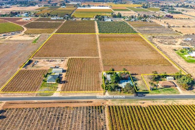 /international/au/284-sandilong-avenue-nichols-point-vic-700361056/