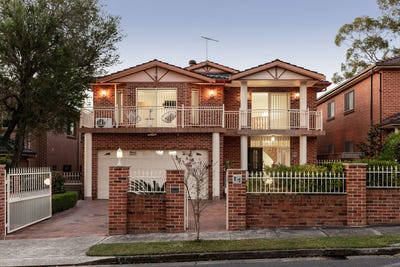 /international/au/17-woodward-avenue-strathfield-nsw-148338044/