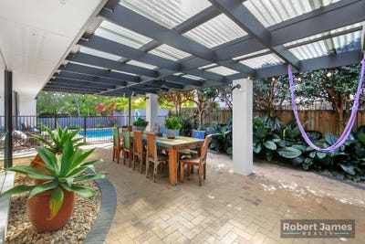 /international/au/4-daintree-way-tewantin-qld-152029284/