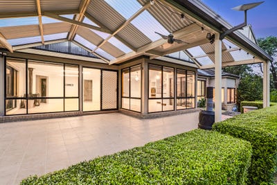 /international/au/6-coach-house-road-kurrajong-heights-nsw-150734656/