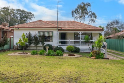 /international/au/108-redbank-road-seymour-vic-148598056/