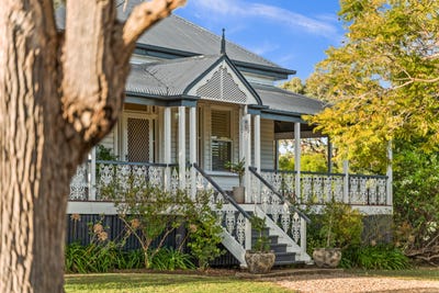 /international/au/43-campbell-street-pittsworth-qld-150809724/