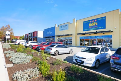 /international/au/2-panama-street-canning-vale-wa-505126072/