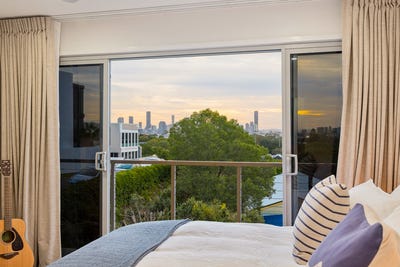 /international/au/3-12-palm-square-morningside-qld-151122516/