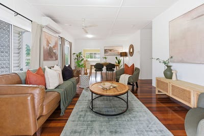 /international/au/8-arunta-street-cranbrook-qld-151033224/