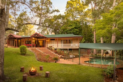 /international/au/176-priors-pocket-road-moggill-qld-151212408/