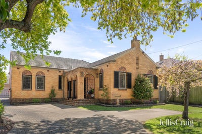 /international/au/7-haddon-street-lake-wendouree-vic-152609444/