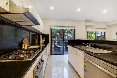 /international/au/7-7-11-webb-avenue-hornsby-nsw-148039868/