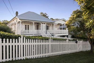 /international/au/16-norwood-street-toowong-qld-151395912/