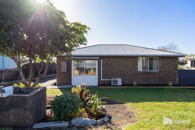 /international/au/1-5-william-street-ulverstone-tas-151541824/