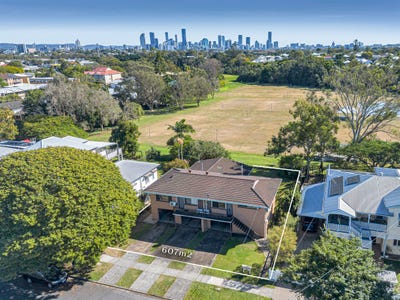 /international/au/36-robinson-street-coorparoo-qld-148400468/?lang=en