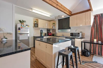 /international/au/18-lambert-street-queenstown-tas-148417236/
