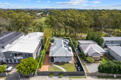 /international/au/88-newman-road-wavell-heights-qld-151178200/