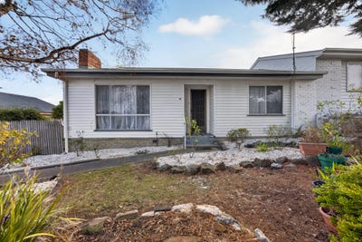 /international/au/11-mayfield-street-mayfield-tas-151306072/