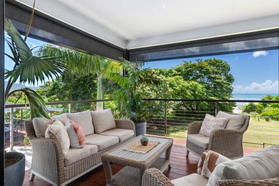 /international/au/74-gloucester-avenue-hideaway-bay-qld-150786148/
