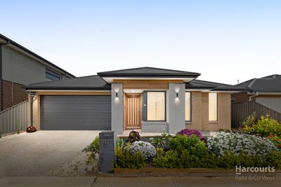 /international/au/21-eaglemont-drive-strathtulloh-vic-152438136/