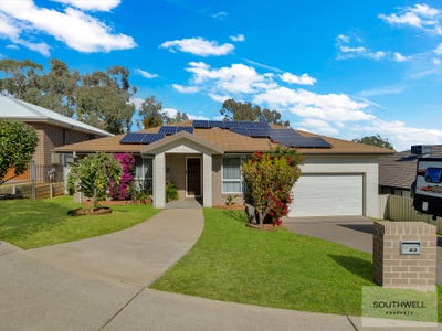 /international/au/23-borrowdale-close-tamworth-nsw-151237232/