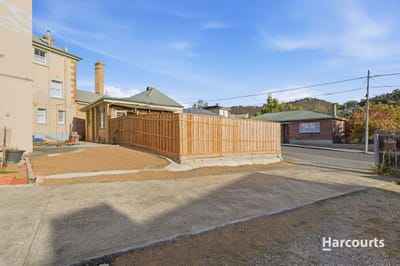 /international/au/5-313-davey-street-south-hobart-tas-151114168/