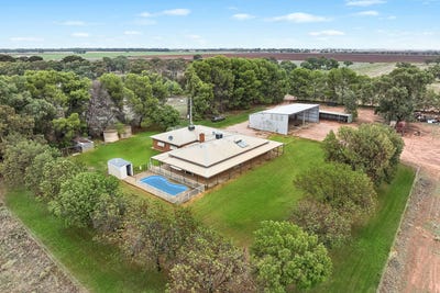 /international/au/456-boundary-road-leeton-nsw-700401232/