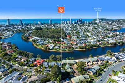 /international/au/8-40-sunbird-street-burleigh-waters-qld-151560732/