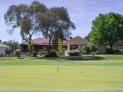/international/au/49-newton-circuit-thurgoona-nsw-152472256/