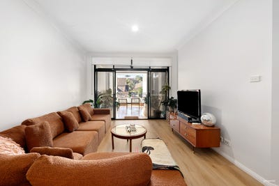 /international/au/29-215-darby-street-cooks-hill-nsw-151224280/