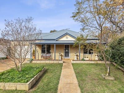 /international/au/12-huntington-court-point-lonsdale-vic-148660928/?lang=en