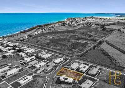 /international/au/56-sea-pearl-drive-elliott-heads-qld-204684216/