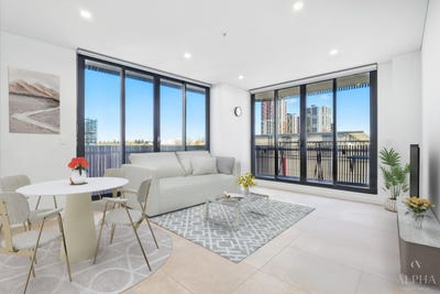 /international/au/503-228-pitt-street-merrylands-nsw-148374212/