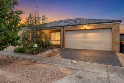 /international/au/28-finlay-avenue-harkness-vic-151223920/