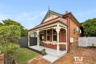 /international/au/16-kerr-street-west-leederville-wa-151331808/