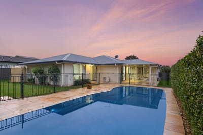 /international/au/71-the-ridgeway-cumbalum-nsw-151330392/
