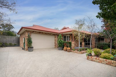 /international/au/15-ash-grove-north-langwarrin-vic-151239208/
