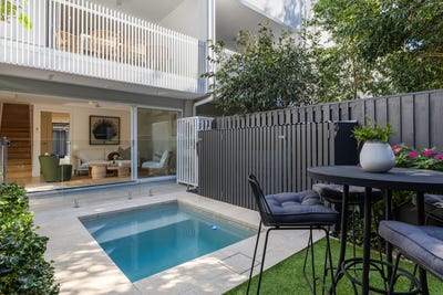 /international/au/3-102-fulcher-rd-red-hill-qld-148629904/