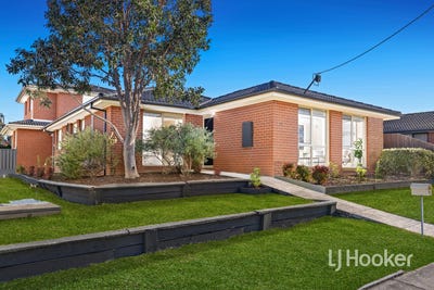 /international/au/76-strong-drive-hampton-park-vic-148349900/