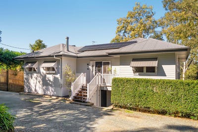 /international/au/16-enchelmaier-street-dayboro-qld-151365352/