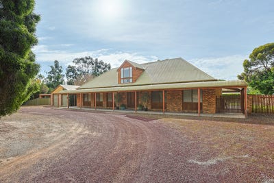 /international/au/12-jubilee-drive-mildura-vic-151510072/