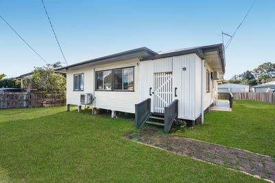 /international/au/19-wall-street-bundamba-qld-151616388/