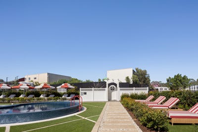 /international/au/123-10-astral-court-flinders-view-qld-152247824/