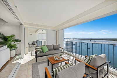 /international/au/141-326-marine-parade-labrador-qld-148266740/