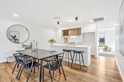 /international/au/2-whitlam-street-thrumster-nsw-151618668/