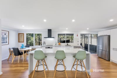 /international/au/2-gilwah-street-woy-woy-nsw-152368220/