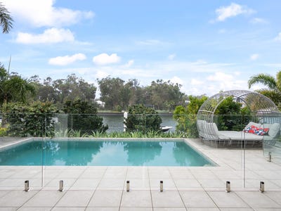 /international/au/31-aquila-circuit-banksia-beach-qld-151895712/