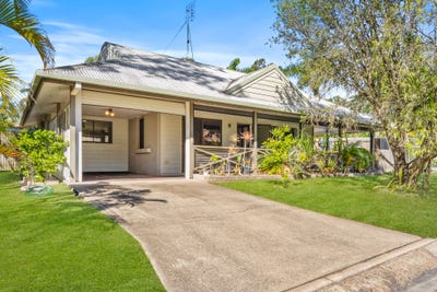 /international/au/9-415-417-boat-harbour-drive-torquay-qld-151382124/