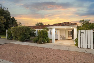 /international/au/29b-guron-road-duncraig-wa-150615380/