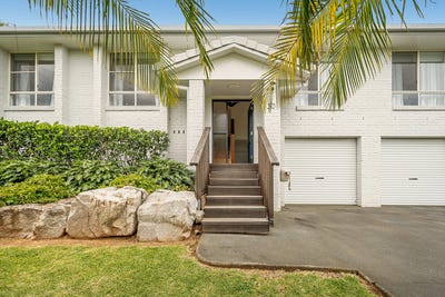 /international/au/30-rainforest-way-lennox-head-nsw-152612840/