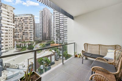 /international/au/704-53-wyandra-street-teneriffe-qld-152271772/