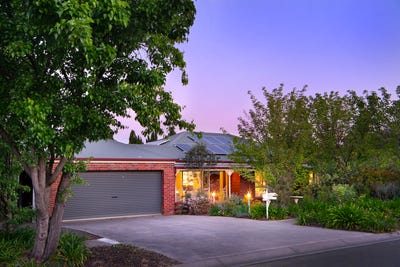 /international/au/2-alanna-avenue-castlemaine-vic-152688444/