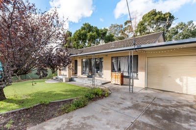 /international/au/209-hancock-road-banksia-park-sa-151106572/