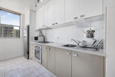 /international/au/31-16-west-terrace-bankstown-nsw-148564912/